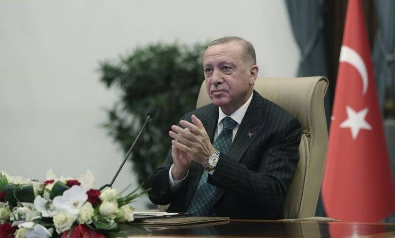Για αυτό ο Ερντογάν «μαγειρεύει» τον εκλογικό νόμο – Αλλεπάλληλα τα «χαστούκια» στις δημοσκοπήσεις