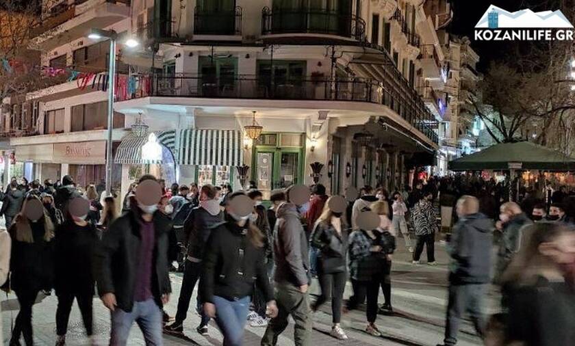 Κορονοϊός - Lockdown: Πλήθος κόσμου στους δρόμους της Κοζάνης παρά τα μέτρα