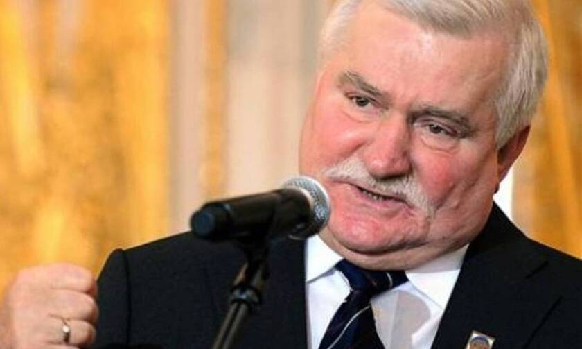 Πολωνία: Ο Λεχ Βαλέσα αναγγέλλει την εισαγωγή του στο νοσοκομείο - «Δεν ξέρω αν θα ξαναϊδωθούμε...»