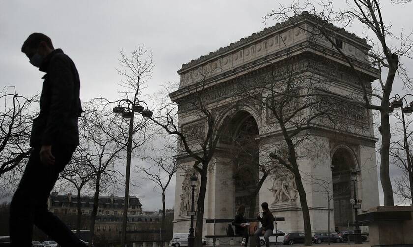 Κορονοϊός Γαλλία: Σε αυστηρό lockdown για ένα μήνα το Παρίσι