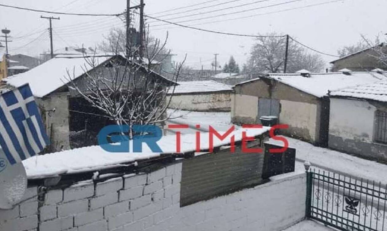 Καιρός: Έντονη χιονόπτωση στην Δυτική Μακεδονία - Ποιες περιοχές «ντύθηκαν» στα λευκά