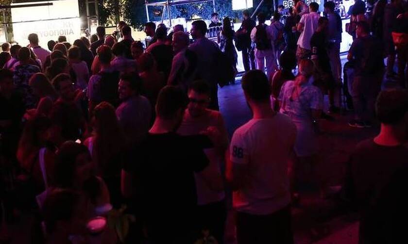 Κέρκυρα: Έφοδος της ΕΛΑΣ σε μπαρ – Γινόταν πάρτι με 15 άτομα παρά το lockdown