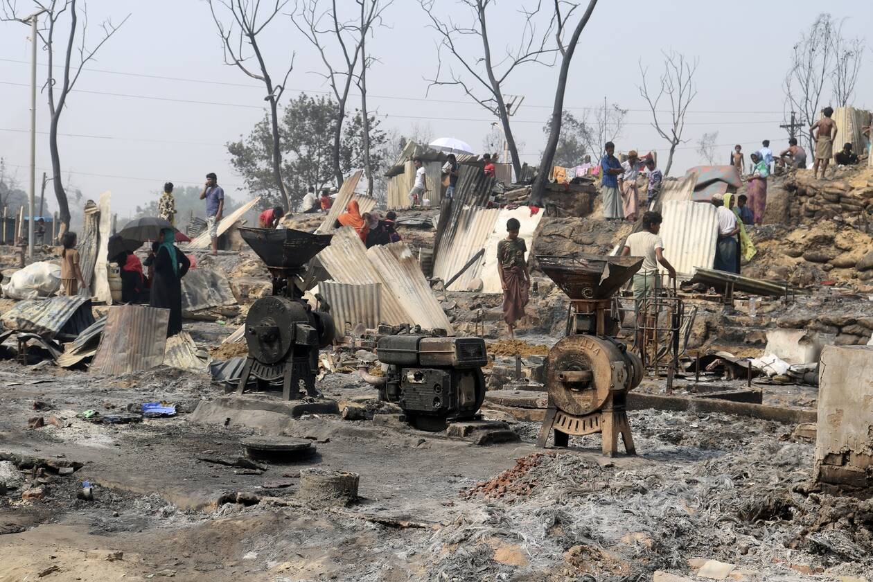 Τραγωδία στο Μπανγκλαντές: Δεκάδες νεκροί και εκατοντάδες αγνοούμενοι από πυρκαγιά