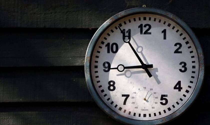Αλλαγή ώρας 2021: Πότε πάμε τους δείκτες του ρολογιού μία ώρα μπροστά