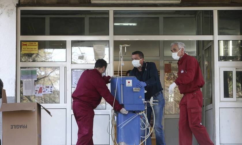 Σκόπια: «Καλπάζει» η πανδημία του κορονοϊού - Μεγάλη η έλλειψη εμβολίων