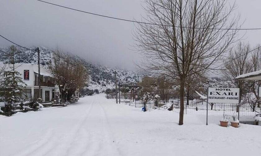 Κρήτη: Άνοιξη με τσουχτερό κρύο και χιόνια - Απίστευτες εικόνες