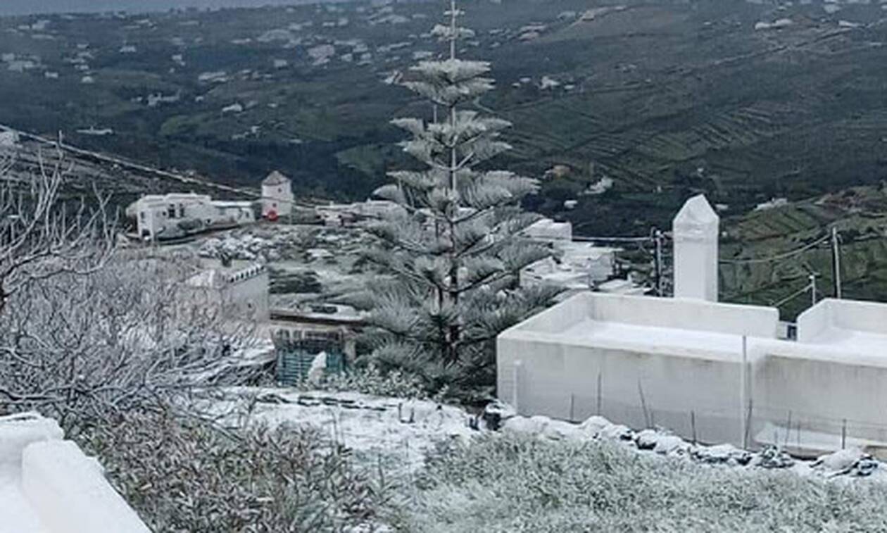 25η Μαρτίου: Χιόνισε σε Αττική, Τήνο και Κρήτη - Εντυπωσιακές εικόνες