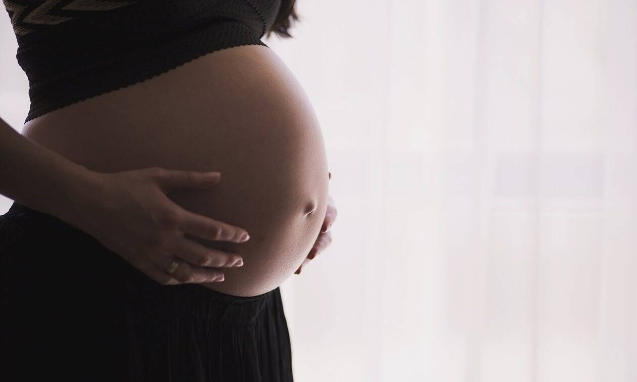Κορονοϊός: Μεγαλύτερος ο κίνδυνος νοσηλείας κατά την εγκυμοσύνη 
