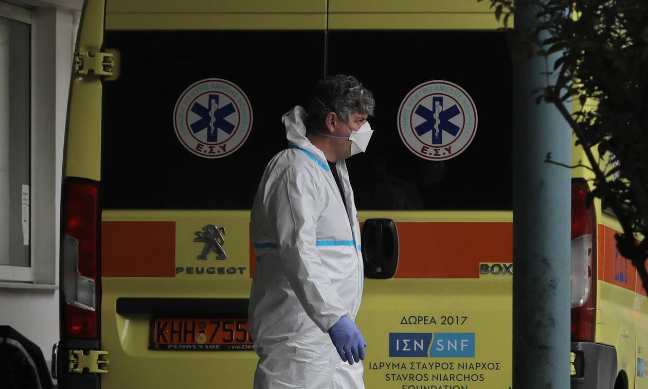 Κορονοϊός: Στα όριά τους τα νοσοκομεία – Διασωληνώνονται ασθενείς εκτός ΜΕΘ