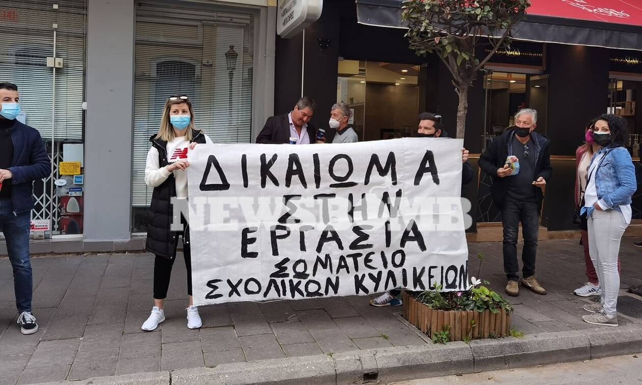 Ρεπορτάζ Newsbomb.gr: «Θερμή» υποδοχή Πατρινών στον Πέτσα – «Απαιτούμε δεν επαιτούμε»
