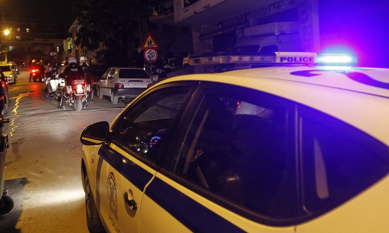 Θεσσαλονίκη: 24χρονος διέρρηξε 8 οχήματα μέσα σε λίγες ώρες και τραυμάτισε αστυνομικό