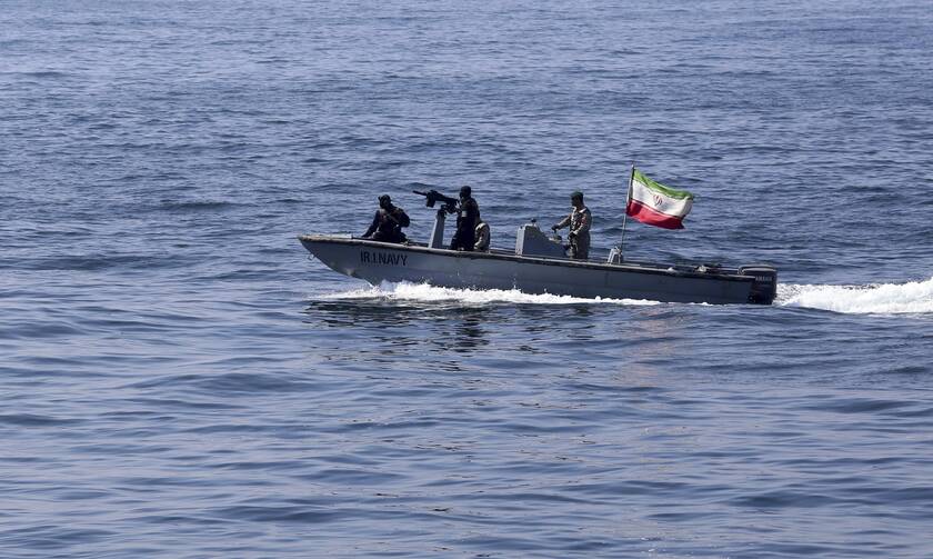 Ιρανικό πλοίο φέρεται να δέχτηκε επίθεση στην Ερυθρά Θάλασσα