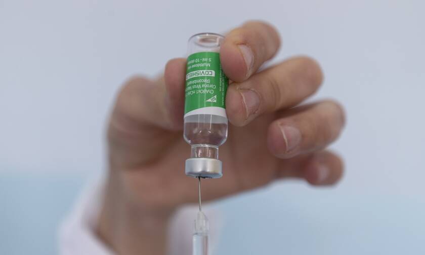 ΕΜΑ για εμβόλιο AstraZeneca: Σπάνιες παρενέργειες οι θρόμβοι - Θετικό το ισοζύγιο ωφέλειας/κινδύνου