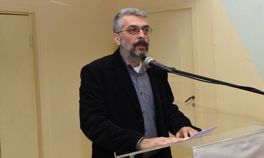 Κύριλλος Παπασταύρου στο Newsbomb.gr: Οι αριστεροί μπορούν και πρέπει να προσεγγίσουν το ΚΚΕ