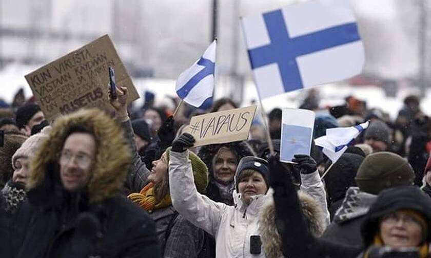 Κορονοϊός: Διαδηλώσεις κατά των περιοριστικών μέτρων σε Αυστρία, Φινλανδία, Δανία και Νορβηγία