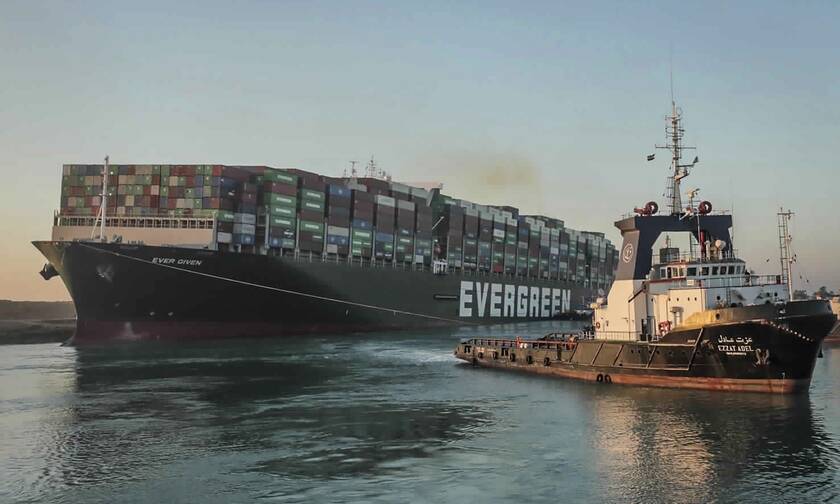 Το Ever Given «κόλλησε» ξανά - Η Αίγυπτος ζητά αποζημίωση και κρατά το πλοίο «σε ομηρία»