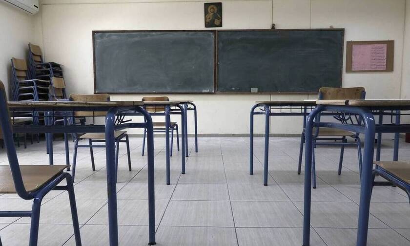 Ρέθυμνο: Μηνύσεις από γονείς επειδή δεν επιτρέπεται η είσοδος μαθητών στο σχολείο χωρίς self test