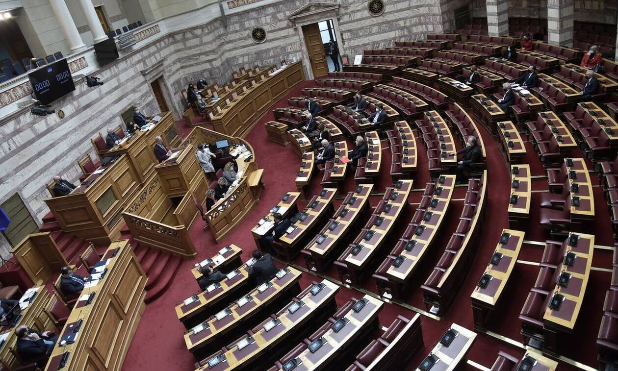Βουλή: Πέρασε με ευρεία πλειοψηφία το νομοσχέδιο απλούστευσης των οικονομικών δραστηριοτήτων