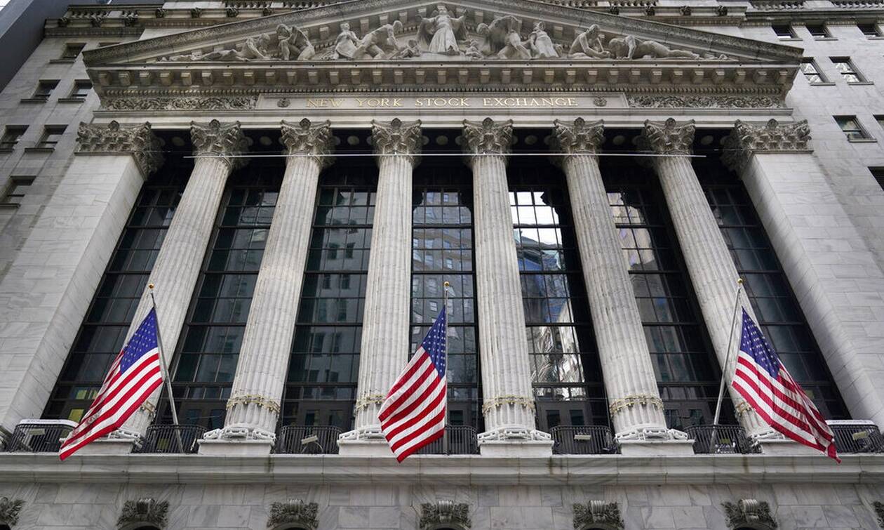 ΗΠΑ: Κλείσιμο με άνοδο και νέα ιστορικά υψηλά για δύο δείκτες στη Wall Street