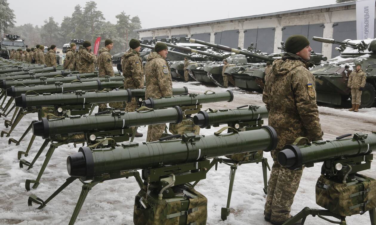 Η Ουκρανία ζητά στρατιωτική βοήθεια από ΕΕ-ΝΑΤΟ απέναντι στη Ρωσία-Υπαινιγμοί για πυρηνικά όπλα