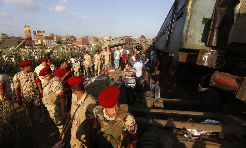 Εκτροχιασμός τρένου με τουλάχιστον 11 νεκρούς στην Αίγυπτο