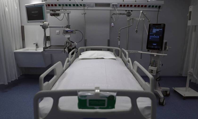 Κορονοϊός - Πάτρα: Κατέληξε 52χρονος στη ΜΕΘ του νοσοκομείου λίγο μετά το θάνατο της μητέρας του