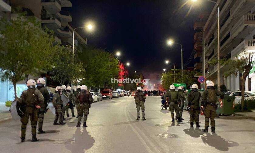 Θεσσαλονίκη: Ένταση μεταξύ οπαδών του ΠΑΟΚ και αστυνομικών δυνάμεων