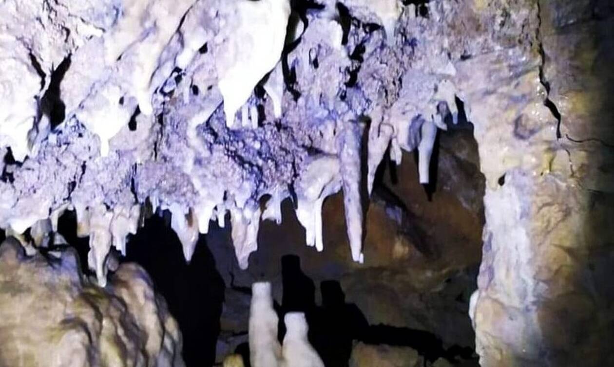Πρέβεζα: Ανακαλύφθηκε ένα κρυμμένο μυστικό της γης - Βρήκαν σπήλαιο με σταλακτίτες και σταλαγμίτες