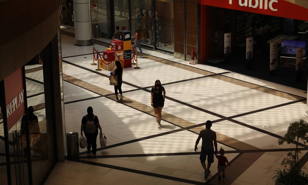 Lockdown: Εισήγηση για άνοιγμα των mall από το Σάββατο - Ανοίγουν και τα κέντρα αισθητικής