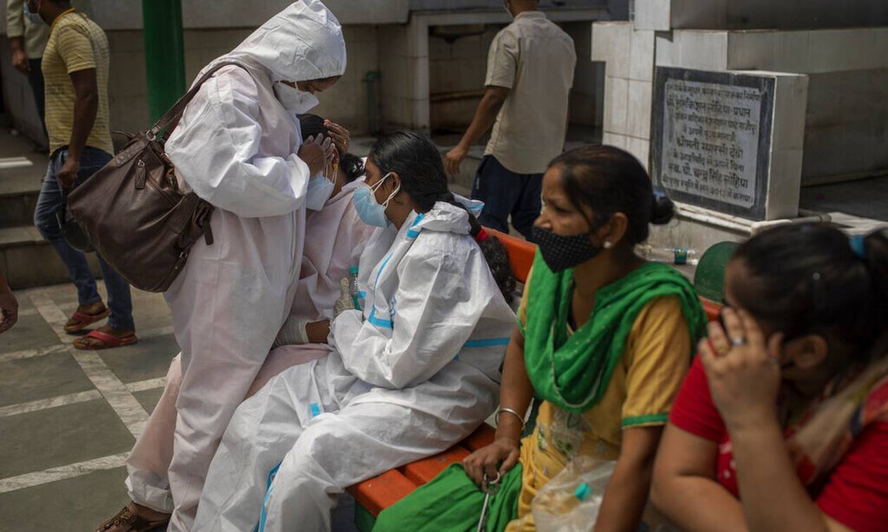 Ελληνίδα γιατρός στην Ινδία: Εκτός ελέγχου η πανδημία – Τα νοσοκομεία δεν έχουν οξυγόνο