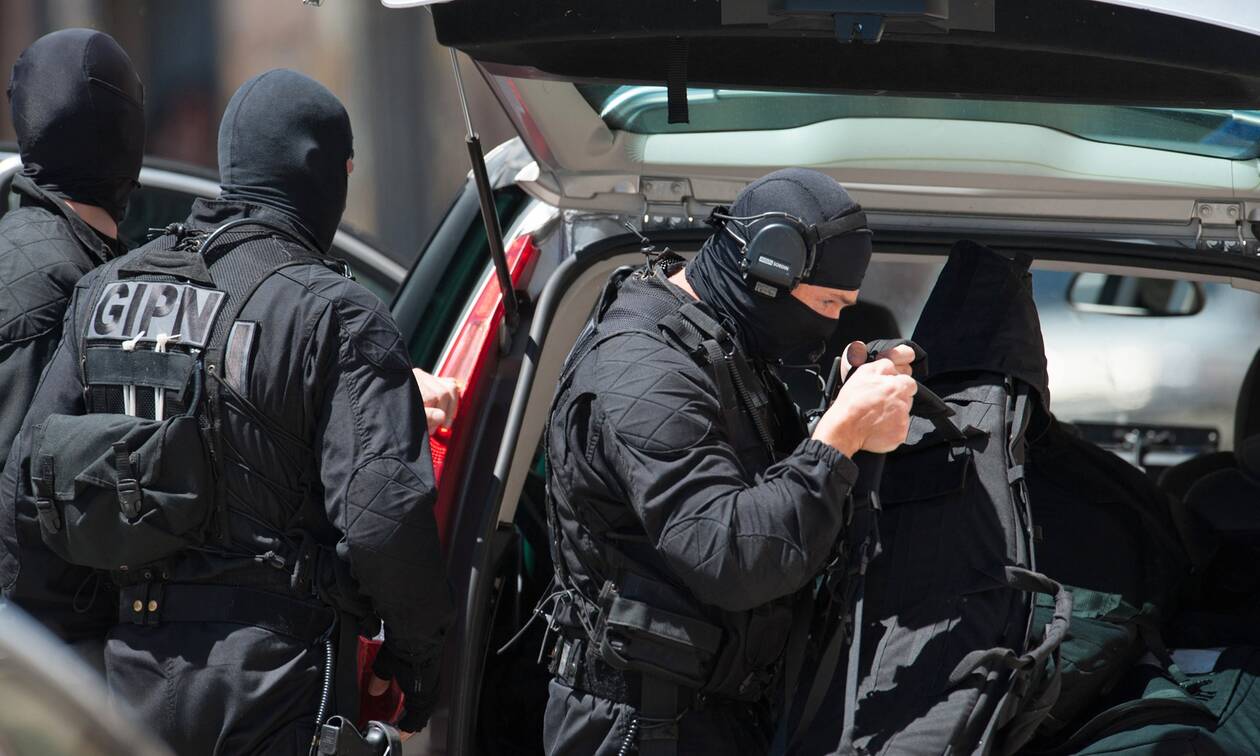 Γαλλία: Επτά συλλήψεις υπόπτων για σχέσεις με τζιχαντιστές στη Συρία