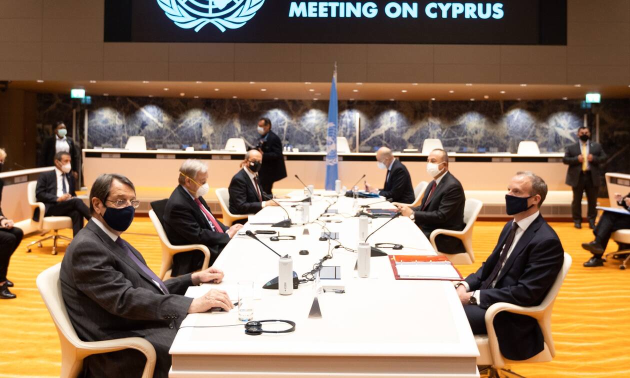 Πενταμερής για Κυπριακό: Σε εξέλιξη οι συνομιλίες- Τι πλαίσιο επιδιώκει η Ελλάδα