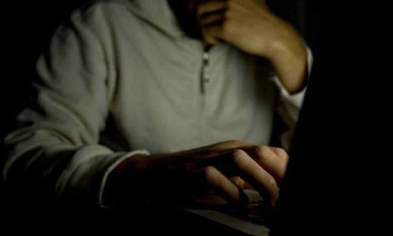 Σάλος στην Εύβοια: Ενήλικος παρενοχλούσε σεξουαλικά στο διαδίκτυο - Έστελνε χυδαίες φωτογραφίες