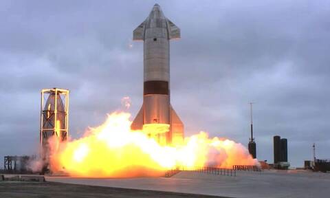 SpaceX: Ο πύραυλος κατάφερε επιτέλους να προσγειωθεί – Δείτε το βίντεο