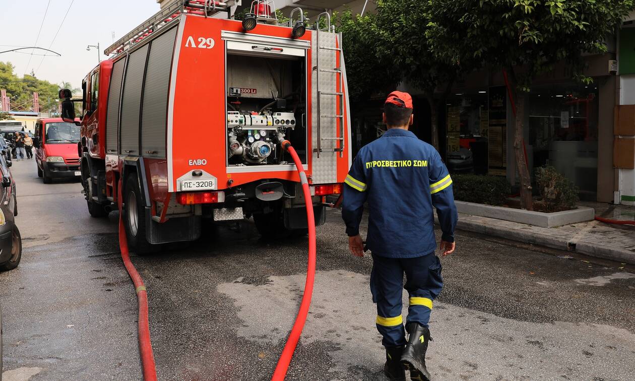 Θεσσαλονίκη: Δύο εμπρηστικές επιθέσεις με γκαζάκια τα ξημερώματα