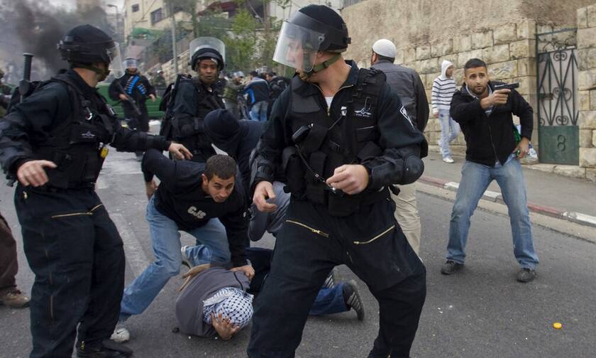 Χάος στην Ιερουσαλήμ: Πάνω από 300 τραυματίες στα βίαια επεισόδια Παλαιστίνιων - Ισραηλινών