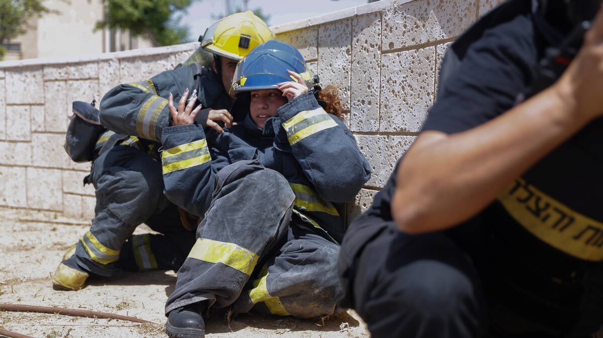 Ισραηλινοί πυροσβέστες στην Ασκελόν