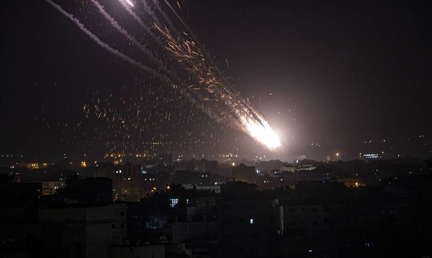 Τύμπανα πολέμου στη Μέση Ανατολή - Σχεδόν 1.500 ρουκέτες εκτοξεύθηκαν από τη Λωρίδα της Γάζας