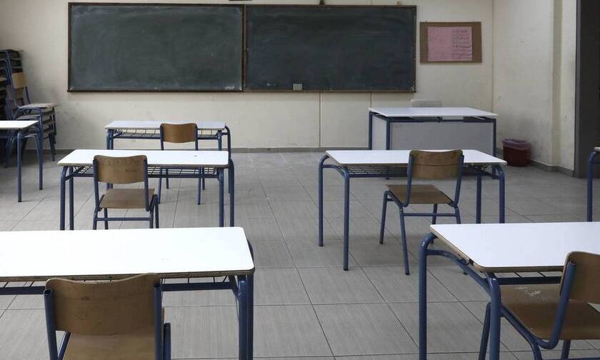 Κορονοϊός: Συναγερμός στα σχολεία της Εύβοιας - Νέα διασπορά κρουσμάτων σε μαθητές