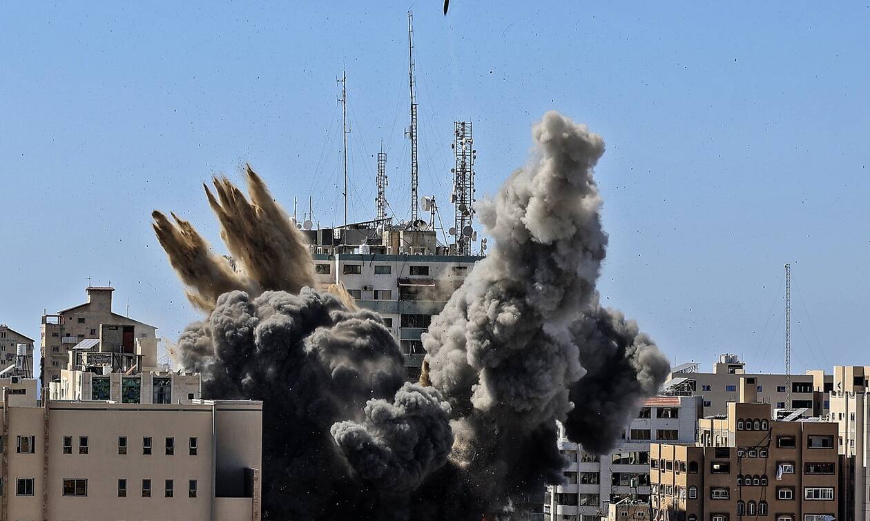 «Δεν υπάρχει ασφαλές μέρος στη Γάζα» Δημοσιογράφος του A.P περιγράφει το βομβαρδισμό του κτιρίου