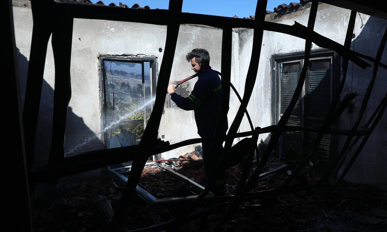 Μπέσσυ Αργυράκη: Μας ειδοποίησαν ότι κάηκε το εξοχικό μας σπίτι - «Με το ζόρι μιλάω»