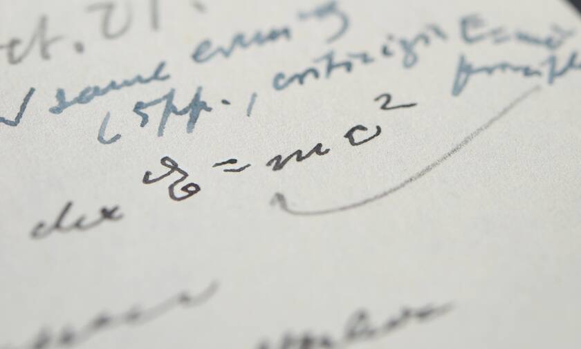 Επιστολή του Αϊνστάιν με τη θεωρία της σχετικότητας πουλήθηκε σε δημοπρασία σε τιμή - ρεκόρ!