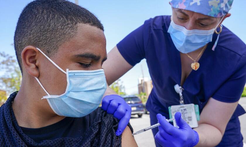 ΗΠΑ - Κορονοϊός: Μόλις το 0,01% όσων έχουν εμβολιαστεί πλήρως προσβλήθηκε στη συνέχεια από τον ιό