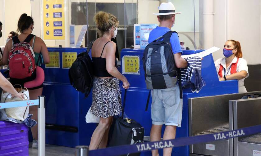 Τουρίστες αεροδρόμιο Ελευθέριος Βενιζέλος