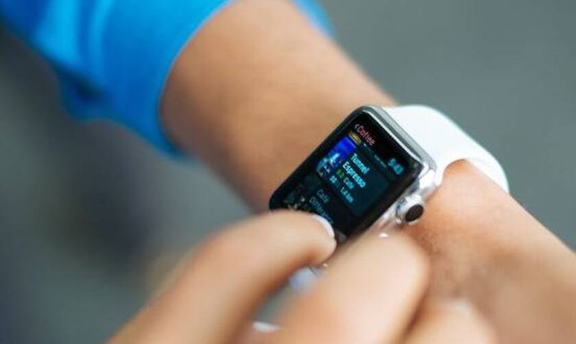 Τα πιο stylish smartwatches για τις καλοκαιρινές σου εξορμήσεις