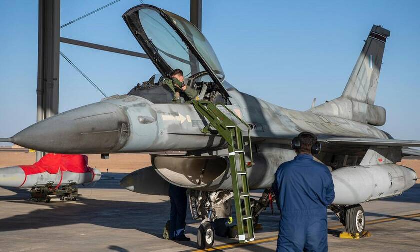Έλληνας πιλότος σε F-16 Block 52+ στη Βάση King Fasal της Σαουδικής Αραβίας, στο πλαίσιο της άσκησης «Falcon Eye II».
