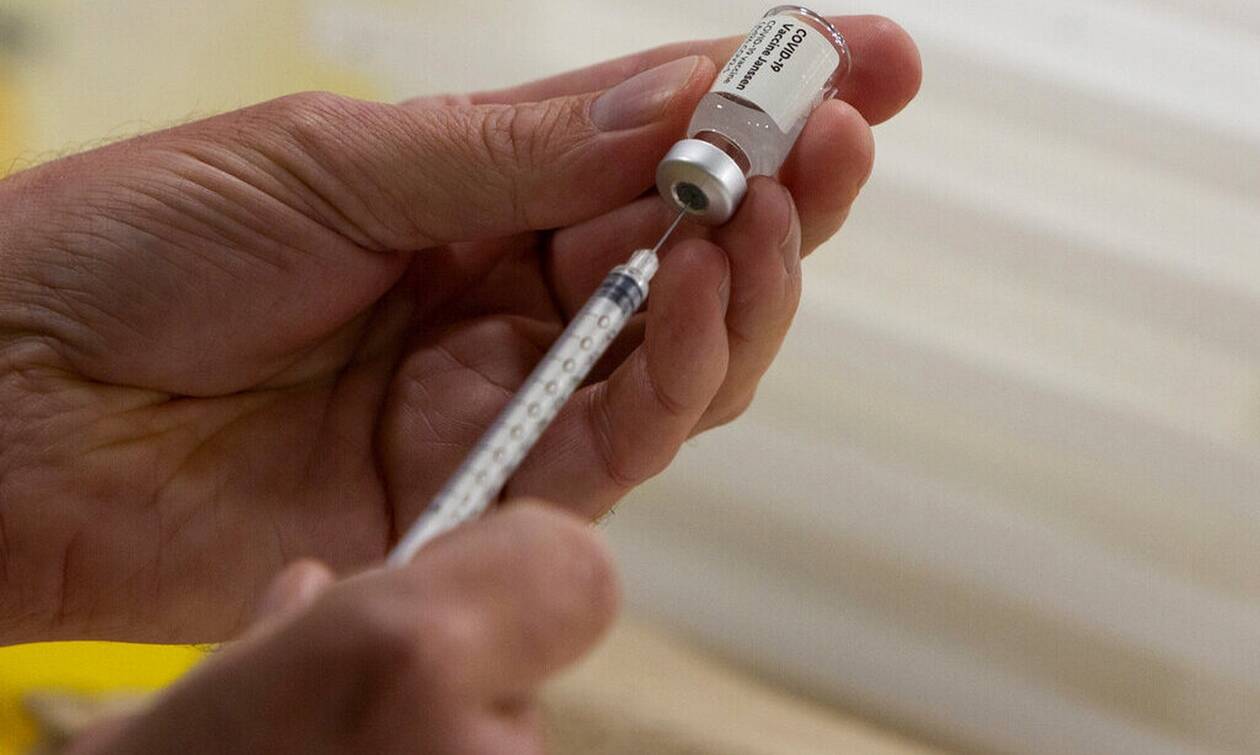 Εμβόλιο Κορονοϊού: Με το μονοδοσικό της Johnson & Johnson ο εμβολιασμός άνω των 18 ετών 