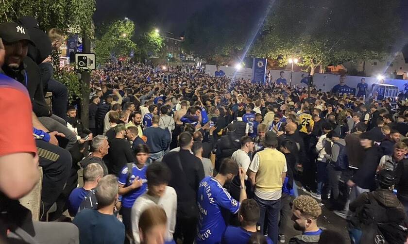 Champions League: «Κάηκε» το Λονδίνο για την Τσέλσι – Ολονύκτιο πάρτι στο Stamford Bridge (vids)