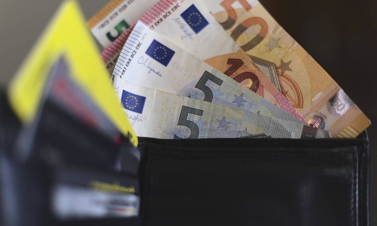Κρήτη: Βρήκε πορτοφόλι με 850 ευρώ και το παρέδωσε στην Αστυνομία
