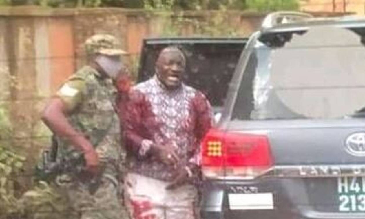 Σκληρές εικόνες: Φονική επίθεση σε υπουργό, με θύμα την κόρη του, στην Ουγκάντα